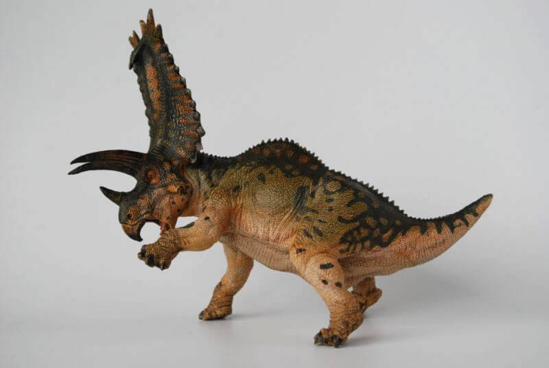 大人の恐竜模型館 papo ペンタケラトプス 恐竜フィギュア レビュー